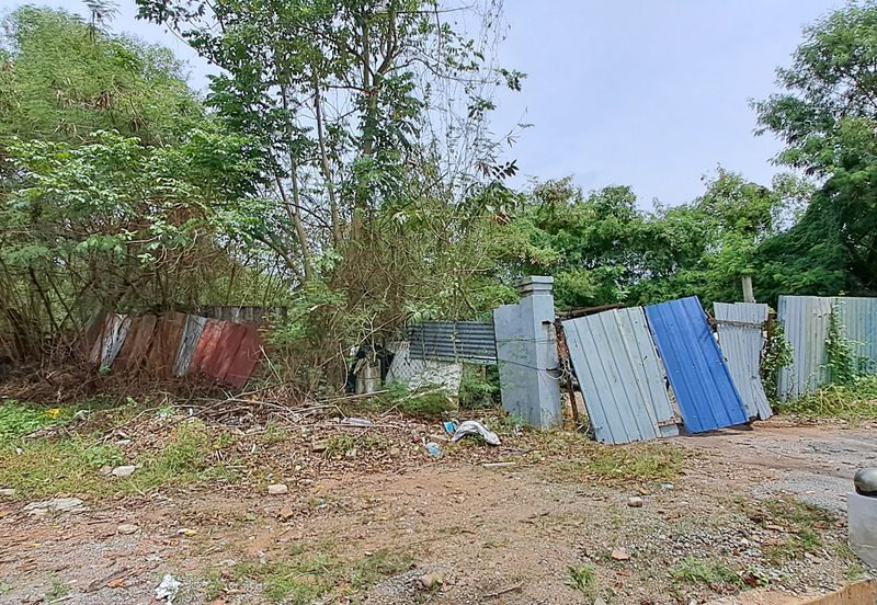 Commercial Land near AEON Bandaraya Malacca For Sale RM 1.3 Mill