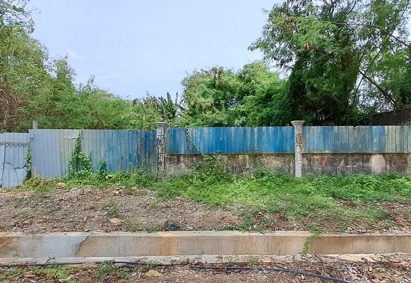 Commercial Land near AEON Bandaraya Malacca For Sale RM 1.3 Mill