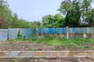 Commercial Land near AEON Bandaraya Malacca For Sale RM 1.3 Mill