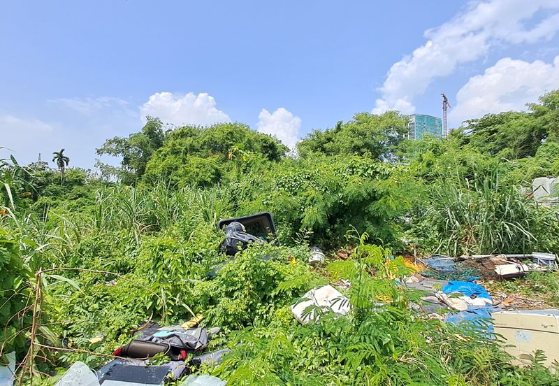 Commercial Land near AEON Bandaraya Malacca For Sale RM 1.3 Mill