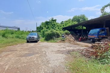 Commercial Land near AEON Bandaraya Malacca For Sale RM 1.3 Mill