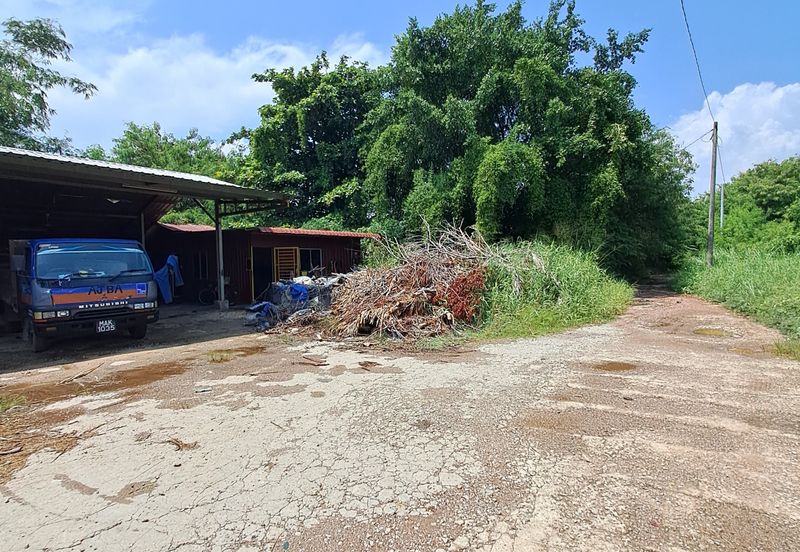 Commercial Land near AEON Bandaraya Malacca For Sale RM 1.3 Mill