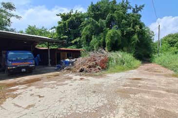 Commercial Land near AEON Bandaraya Malacca For Sale RM 1.3 Mill