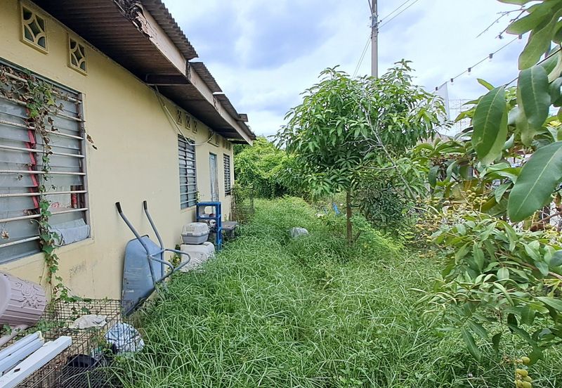  TANAH  BANDAR MELAKA UNTUK  DIJUAL- RUMAH KAMPUNG