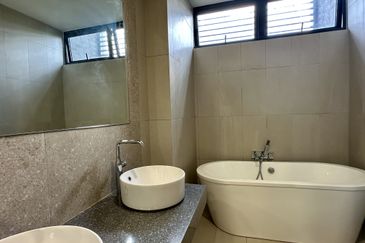 Dalia Residences @ Tropicana Aman