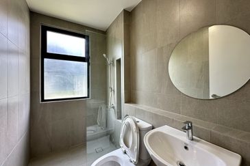 Dalia Residences @ Tropicana Aman