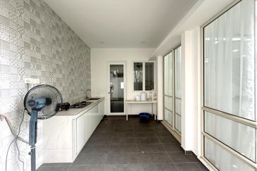 Spacious Freehold Double Storey Semi-D @ Setia Damai 14 Setia Alam