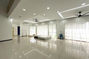 Spacious Freehold Double Storey Semi-D @ Setia Damai 14 Setia Alam