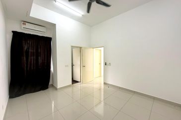 Spacious Freehold Double Storey Semi-D @ Setia Damai 14 Setia Alam