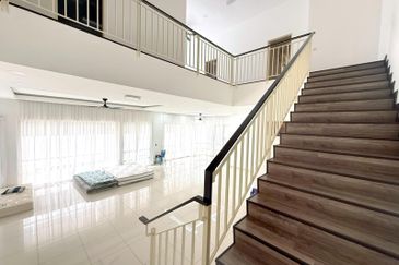 Spacious Freehold Double Storey Semi-D @ Setia Damai 14 Setia Alam