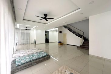 Spacious Freehold Double Storey Semi-D @ Setia Damai 14 Setia Alam