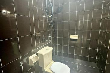 Corner Lot 2-Storey Terraced House @ Putra Permai Putra Heights