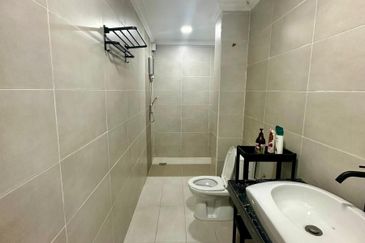 Corner Lot 2-Storey Terraced House @ Putra Permai Putra Heights