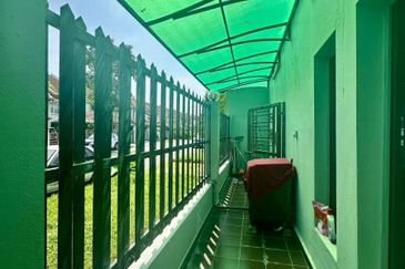 Corner Lot 2-Storey Terraced House @ Putra Permai Putra Heights