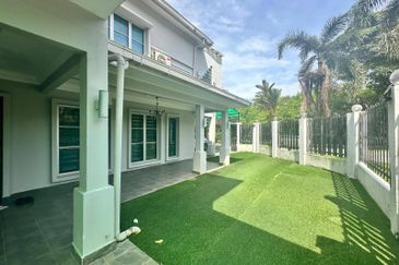 Corner Lot 2-Storey Terraced House @ Putra Permai Putra Heights