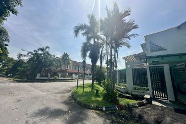 Corner Lot 2-Storey Terraced House @ Putra Permai Putra Heights