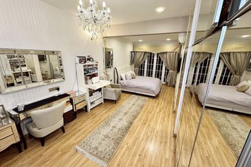 Below Market Value! Corner Lot Semi-D Ss4 Petaling Jaya