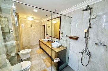 Below Market Value! Corner Lot Semi-D Ss4 Petaling Jaya