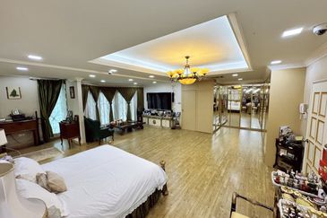 Below Market Value! Corner Lot Semi-D Ss4 Petaling Jaya