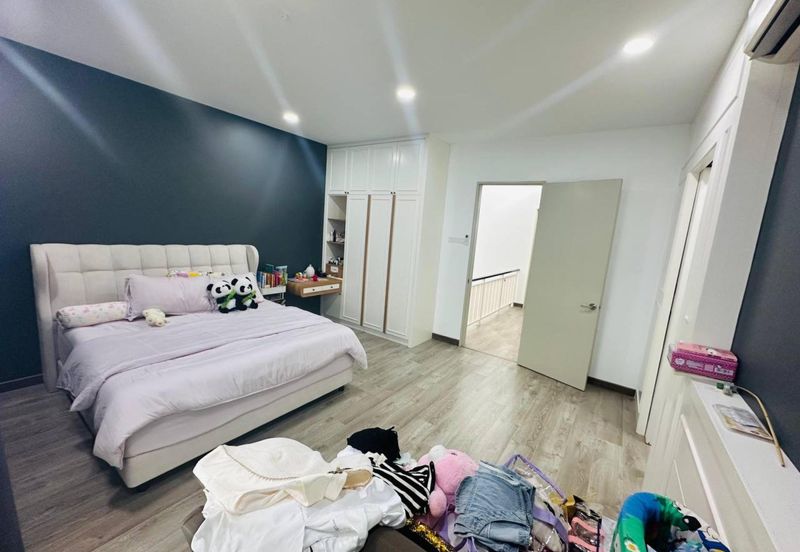 Renovated 2-Storey Terraced Bandar Puteri Bangi Selangor