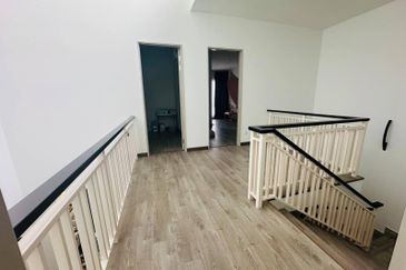 Renovated 2-Storey Terraced Bandar Puteri Bangi Selangor