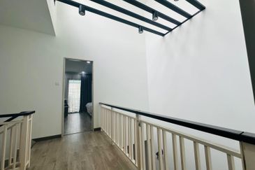 Renovated 2-Storey Terraced Bandar Puteri Bangi Selangor