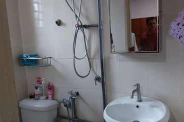 Extended & Fully Furnished 2-Storey Terrace @Taman Tasik Prima Puchong