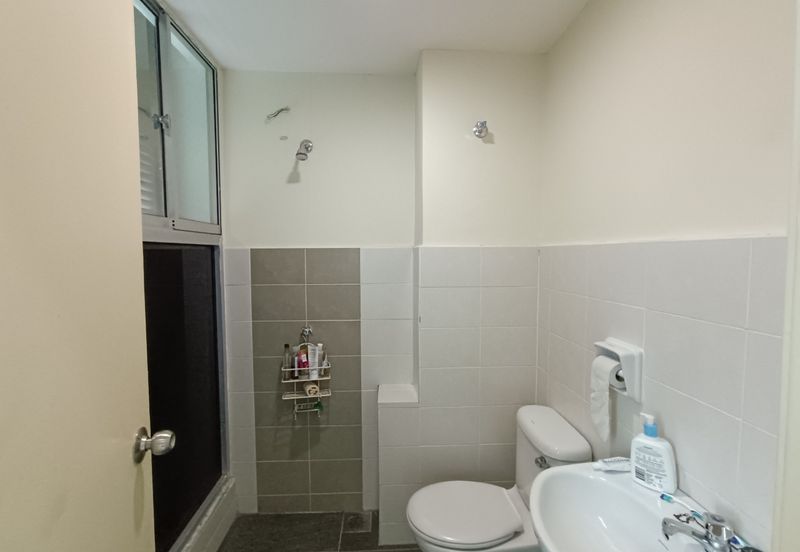 Facing Open Renovated 2 Storey Bandar Tasik Kesuma Fasa 8 @ Beranang