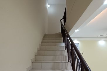 Facing Open Renovated 2 Storey Bandar Tasik Kesuma Fasa 8 @ Beranang