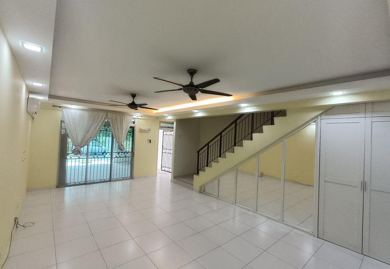 Facing Open Renovated 2 Storey Bandar Tasik Kesuma Fasa 8 @ Beranang