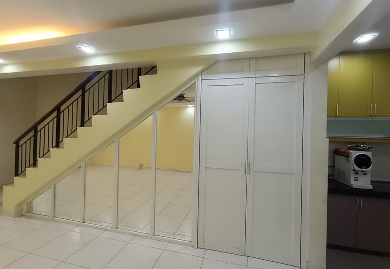 Facing Open Renovated 2 Storey Bandar Tasik Kesuma Fasa 8 @ Beranang
