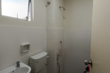 Facing Open Renovated 2 Storey Bandar Tasik Kesuma Fasa 8 @ Beranang