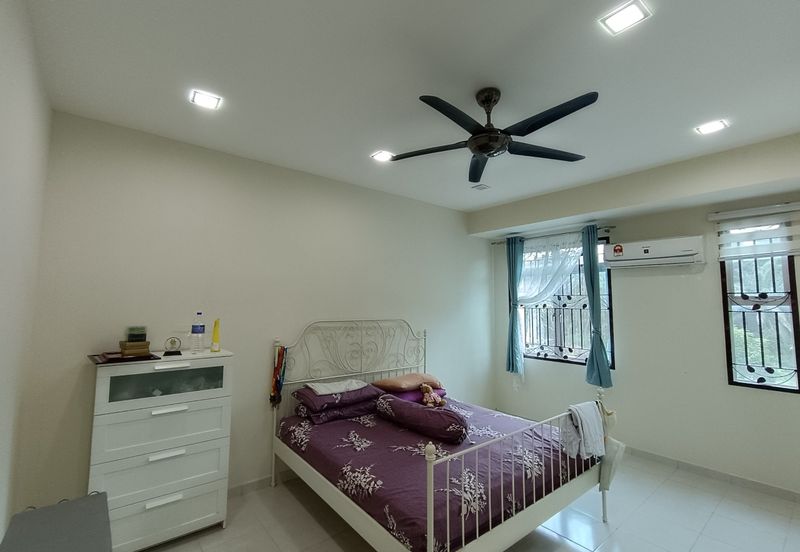 Facing Open Renovated 2 Storey Bandar Tasik Kesuma Fasa 8 @ Beranang