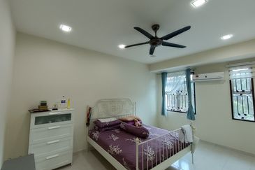 Facing Open Renovated 2 Storey Bandar Tasik Kesuma Fasa 8 @ Beranang