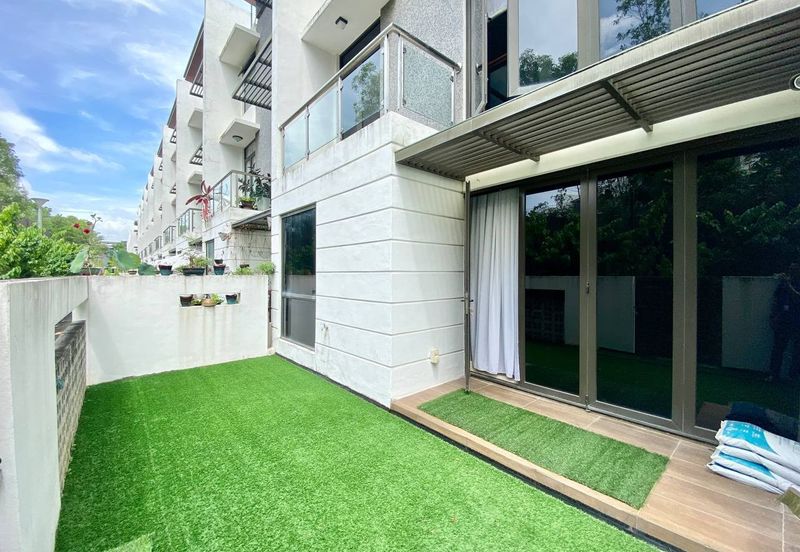 Mozart, Symphony Hills