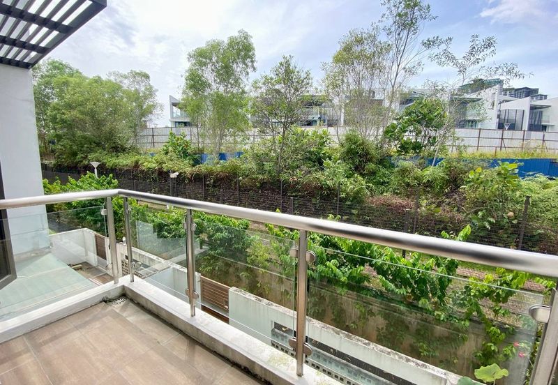 Mozart, Symphony Hills