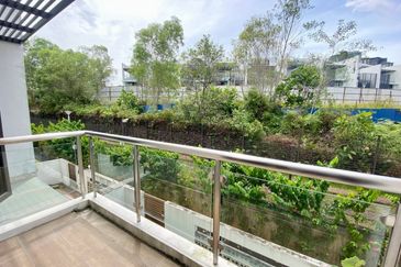 Mozart, Symphony Hills