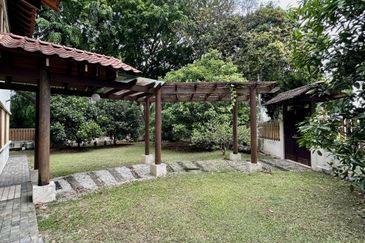 Seksyen 11, Shah Alam