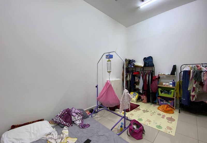 Tenderfields @ Eco Majestic