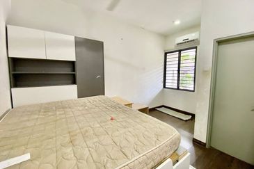 Partially Furnished! Double Storey Presint 11 @ Putrajaya