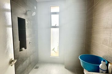 Monet Springtime @ Sunsuria City