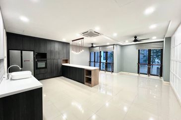 Mozart, Symphony Hills