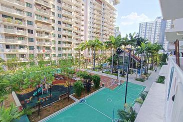 Indah Alam Condominium