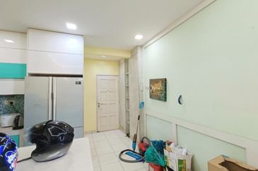 Indah Alam Condominium