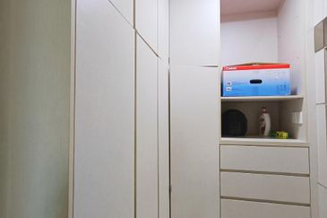 Indah Alam Condominium