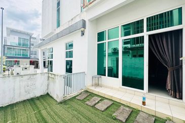 Clover Garden Residences