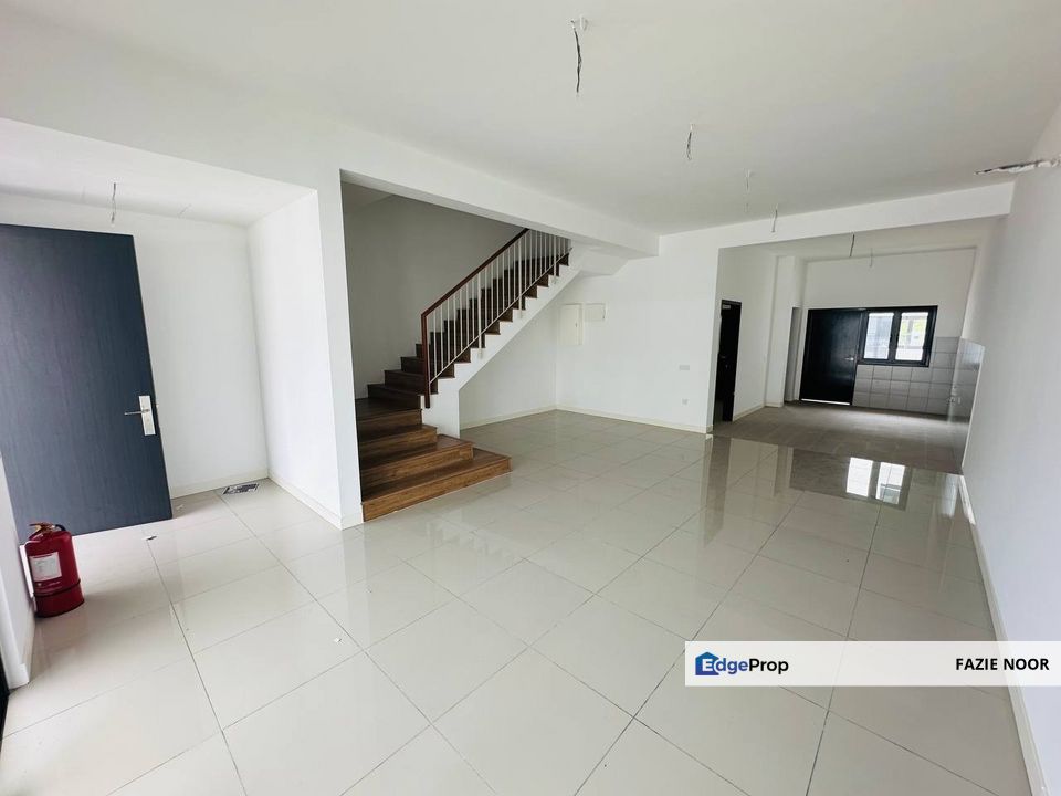 Freehold Double Storey Aiora Serenia City Kota Warisan Sepang, Selangor, Dengkil