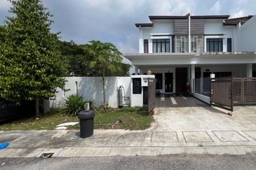 Corner Lot Facing Open Double Jalan Setia Permai U13, Setia Alam