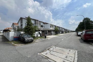 Corner Lot Facing Open Double Jalan Setia Permai U13, Setia Alam