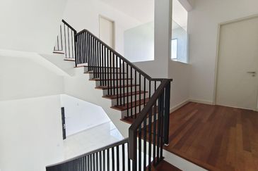 Broadleaf Residences, Hometree